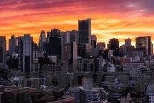 亚洲欧美成人在线视频-亚洲与欧美成人在线视频，文化差异与影响探讨